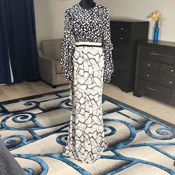 Faeriesty elegant maxi dress - Waist: 34 inches - Picture 2 of 8